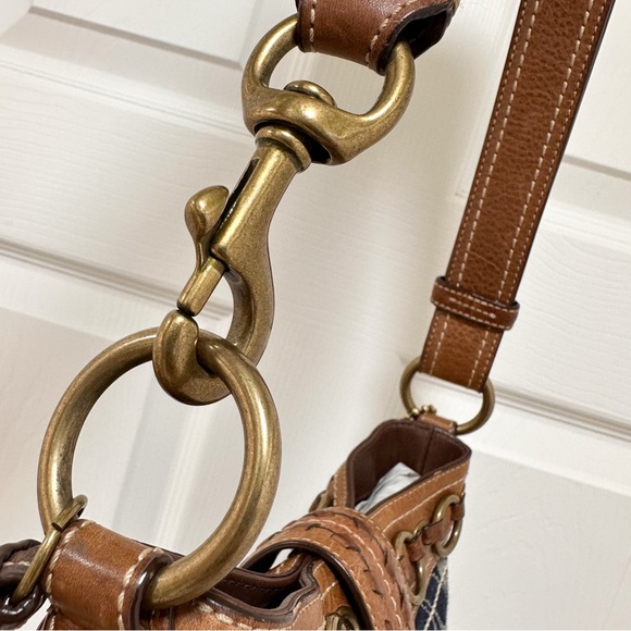 Coach Hamptons Signature Denim Special Edition Shoulder Bag - Picture 14 of 17